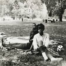 Eccentric Soul: Sitting in the Park - no 063